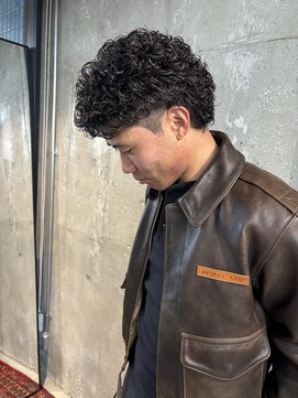 オルカ(ORCA) マレットヘア/くせ毛風パーマ/fade/baber