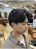 センターパートスパイキーショートフェザーパーマダークアッシュ