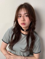 ロッカ(LOCCA)&nbsp;骨格ウェーブタイプに似合う菱形セミロング