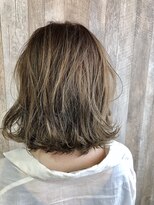 ヘアデザイン ファブロ(hair design FABRO.)&nbsp;◎ハイスモーキーベージュ×ラフミディボブ◎