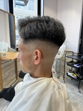 リーオオサカ(Lee Osaka) 【メンズカット】スキンフェード/kana