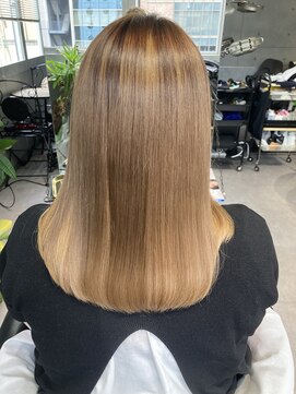 ヴィオラスバイポッシュ ギンザ(Violus by Posh GINZA) 絹髪矯正by髪質改善