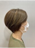 オリーブベージュ×ハイライト