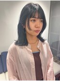 ミディアム　顔周り　フェイスレイヤー　前髪　原宿　表参道