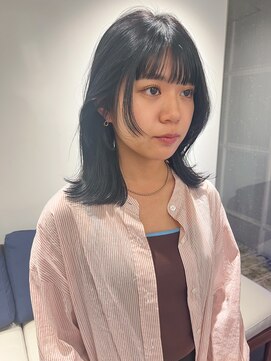 トレス(TRESS) ミディアム 顔周り フェイスレイヤー 前髪 原宿 表参道