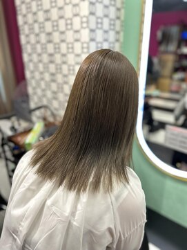 ルフレ 新宿本店1st(Reflet) オリーブベージュ