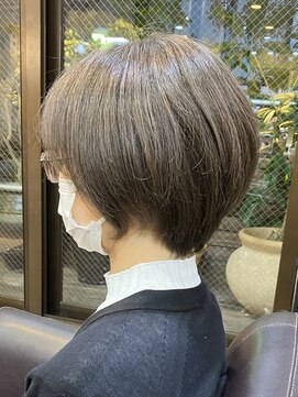 キャラ 池袋本店(CHARA) 白髪ぼかしハイライトひし形小顔ショートボブ【池袋/ボブ】