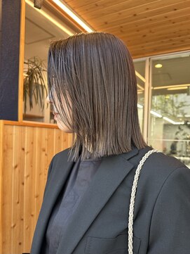 オアシス(oasis) 【oasisオグラ】切りっぱなし大人ミディアムボブ