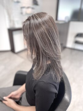 リリ(RiRi) ナチュラルハイライト×レイヤー