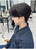 ツーブロック×韓国風フェザーショート