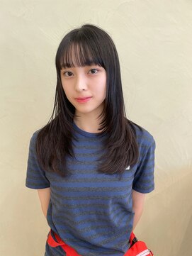 スニュウ(snuw) 【snuw mina】高校生カット/レイヤーカット/顔周りレイヤー/