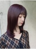 ミディアムレイヤー/ボルドーカラー/顔周りカット/暖色カラー