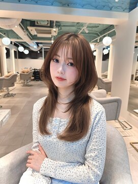 マインバイアフロートギンザ(MYNE by AFLOAT GINZA) レイヤーカット/ハッシュカット/ハイレイヤー/ウルフカット