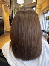 ブルーキャンバス(Blue Canvas) 軽くレイヤーの入ったボブ