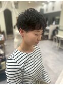 凛とした印象に柔らかさをプラス◎マッシュカールショート