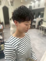ヘアーワークス ボナ(HAIR WORKS bona.) 凛とした印象に柔らかさをプラス◎マッシュカールショート