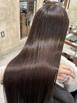 イリル バイ レシッド 自由が丘(ibrel by rcid)の写真/髪への負担を最小限に抑えた大好評【酸性ストレート】使用の髪質改善ストレ－トで貴方史上最高の艶髪へ☆