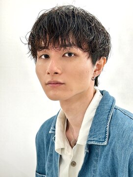 リベイル(LIVEIL) ニュアンスパーマ・波巻きパーマメンズパーマ・シャドウパーマ