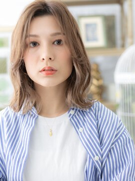 カバーヘア ブリス 志木南口駅前店(COVER HAIR bliss) センターパート/ハイトーン/ミルクティーベージュ/ゆるふわ巻きg