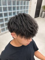 レイ バイ セブンルックス 宇都宮鶴田店(Lay by 7LOOKS)&nbsp;縦落ちツイストパーマ
