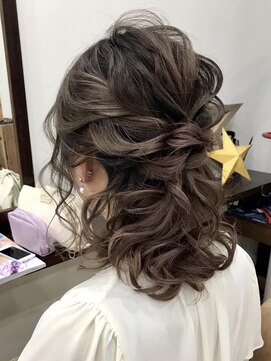 アゴーグ(agog) ☆half☆up☆