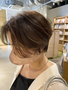 クララ 柏の葉T-SITE店(CLALA) センターパート大人ショートボブ