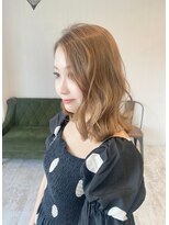 イーエス(E.S)&nbsp;優しいブリーチ1回　王道ベージュカラー