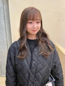 スニュウ(snuw) ベージュカラー