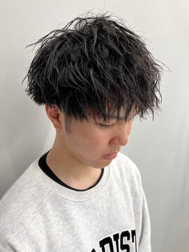 セプト 博多(SEPT.) メンズショート マッシュ ツイストパーマ グレージュ 爽やか