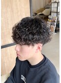刈り上げツーブロック波巻きスパイラルパーマメンズマッシュ