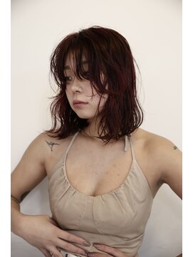 キャロルガーデンズ ボコカ 表参道(Carroll Gardens bococa) ブリーチなしレッド、ミディアム