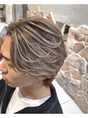 メンズバレイヤージュシャドールーツ刈り上げセンターパート新宿