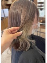 スペックホルダー(Spec Holder)&nbsp;大人可愛い20代30代インナーカラーアッシュベージュカラー