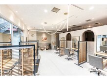 リンクリンク バイ エール 生駒(LINK LINK by aile)の雰囲気（清潔感&落ち着きのある洗練された店内♪【LINK LINK生駒店】）