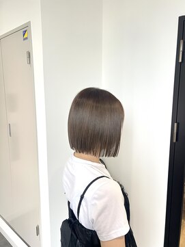 ユッカ エルア 武庫之荘南口(YUCCA elua) 「YUCCA HINATA 」ボブ