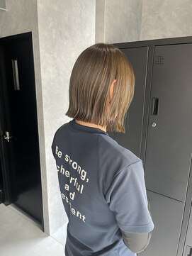 リル(LiLu) 大人可愛いボブ☆オリーブカラー