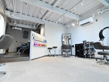 ヘアーサロンエー 美容師研究所(Hair Salon A 美容師研究所)の雰囲気(サロンスペース)