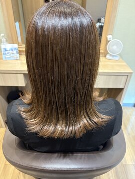 ディアローグ 戸塚 east(DEAR-LOGUE) 切りっぱなし外はねロブ×ベージュ