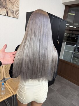 ホワイトシルバー/ハイトーン/ケアブリーチ