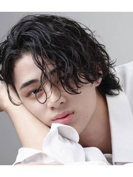 アストラ(ASTRA) MEN’S HAIR/波巻きツイストスパイラル/リバースセンターパート