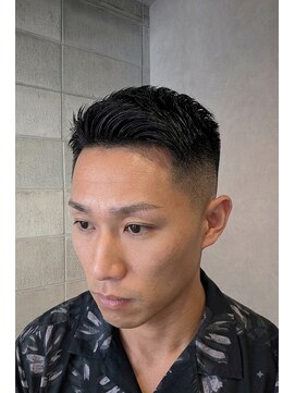ワンワンオー バーバーショップ コンチネンタル(@110 BARBER SHOP continental) スリックバックフリンジカットミドルフェード