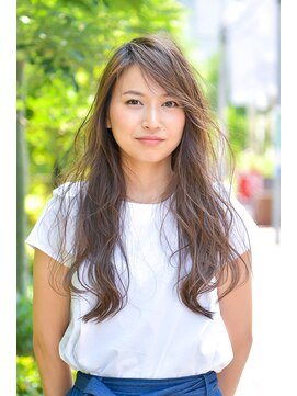 ジャン クロード ビギン 表参道店(JEAN CLAUDE BIGUINE) トリートメントカラーで透明感！ふんわりロングヘア20代30代40代