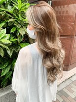 ミシェリー(misherry)&nbsp;小顔ロング20代30代髪質改善かきあげイルミナハイライトカラー