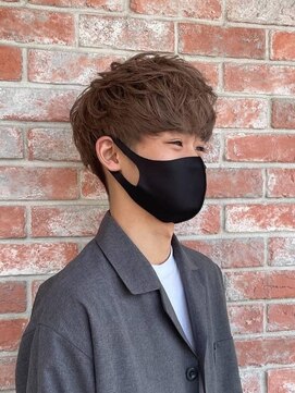 ディスイズバーバー(THIS IS BARBER) マッシュスタイル　ツーブロック　ブラウン【札幌】