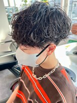 ウェイビーエフティフィフス 横浜西口(WAVEY ft.fifth) 波巻きスパイラルツイストスパイラルパーママッシュメンズヘア