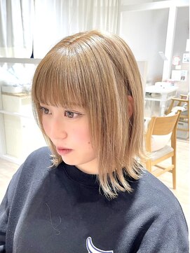 アルクバイネオリーブ 荻窪店(arc by neolive) 切りっぱなしボブ×ダブルカラーミルクティーベージュ