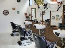 バーバースマイルケーアンドケー(BARBER SMILE K&K)