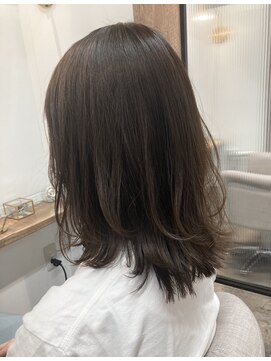 シア 綾瀬店(SHEER) 外はねグレージュカラー