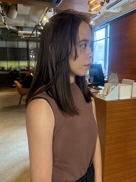 メイカ(MEIKA) 【 セミロング × 髪質改善ストレート 】浅野美紀