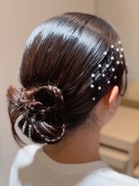 フォーエス(4S)&nbsp;パールデザインヘアアレンジ【飾りオプション￥550～￥1100】